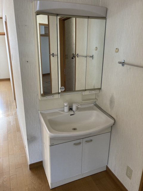 東１２条南８丁目【東エリアに平家の中古住宅登場！】 内観