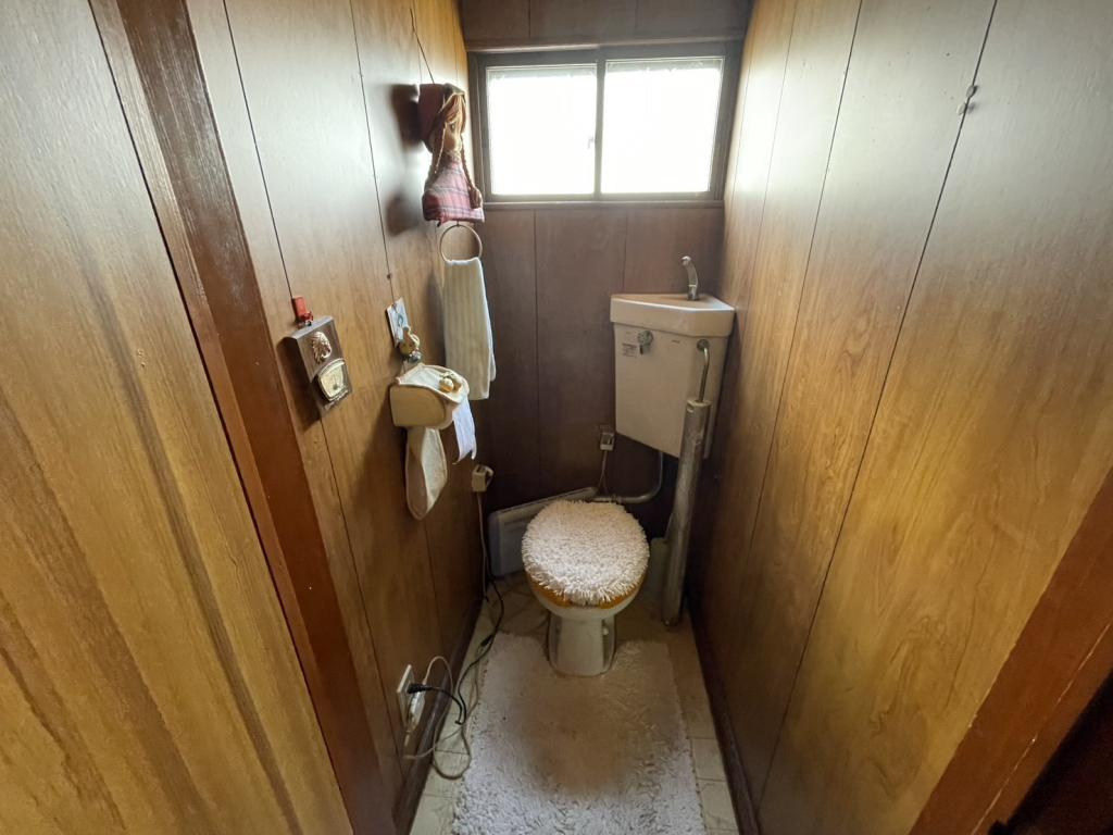 ♪角地ガレージ付♪西１５南１３＿中古住宅 内観