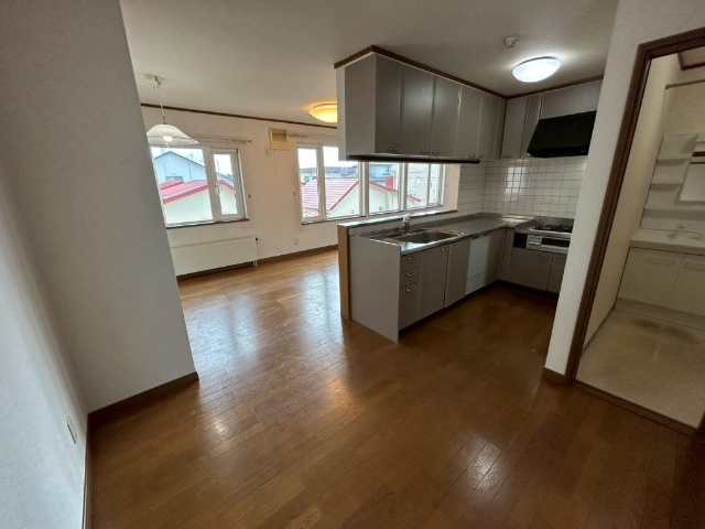 帯広市西５条南３７　二戸借家【オーナーチェンジ】 内観