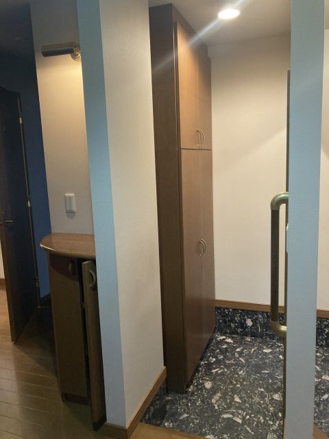 西１８条南２丁目【西エリアのセミ電化４ＬＤＫ登場！！】  内観