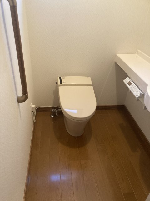 西１８条南２丁目【西エリアのセミ電化４ＬＤＫ登場！！】  内観