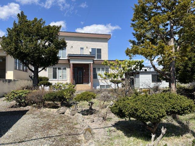 西１２条南３１丁目【広大な敷地！約２２７.９４坪！】  内観