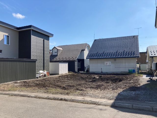 西２５条南３丁目【つつじが丘小学校まで徒歩約１０分！】 内観