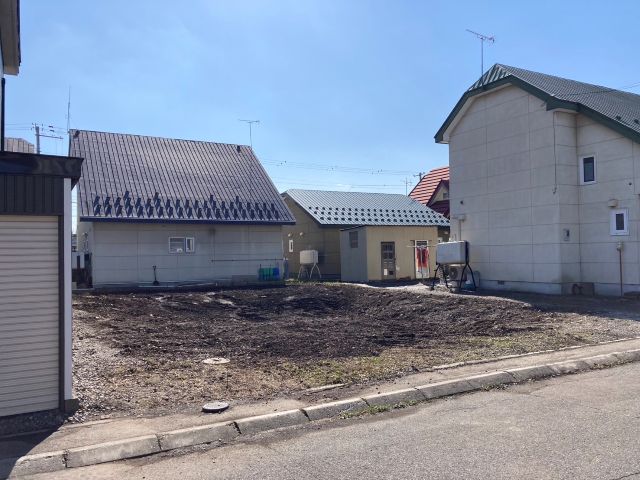 西２５条南３丁目【つつじが丘小学校まで徒歩約１０分！】 内観