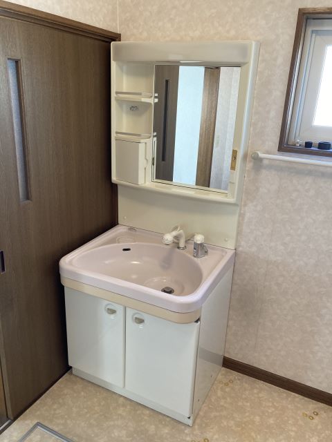 西１７条南５丁目【北東角地！敷地面積約１８０坪！】 内観