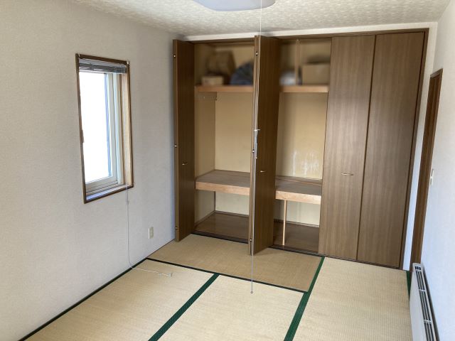 西１７条南５丁目【北東角地！敷地面積約１８０坪！】 内観