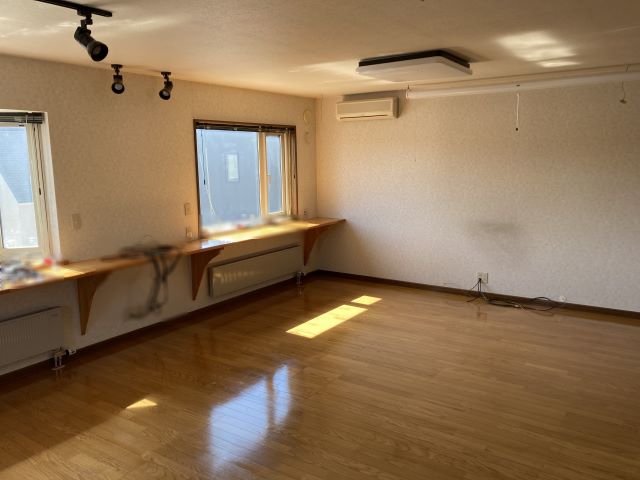 西１７条南５丁目【北東角地！敷地面積約１８０坪！】 内観