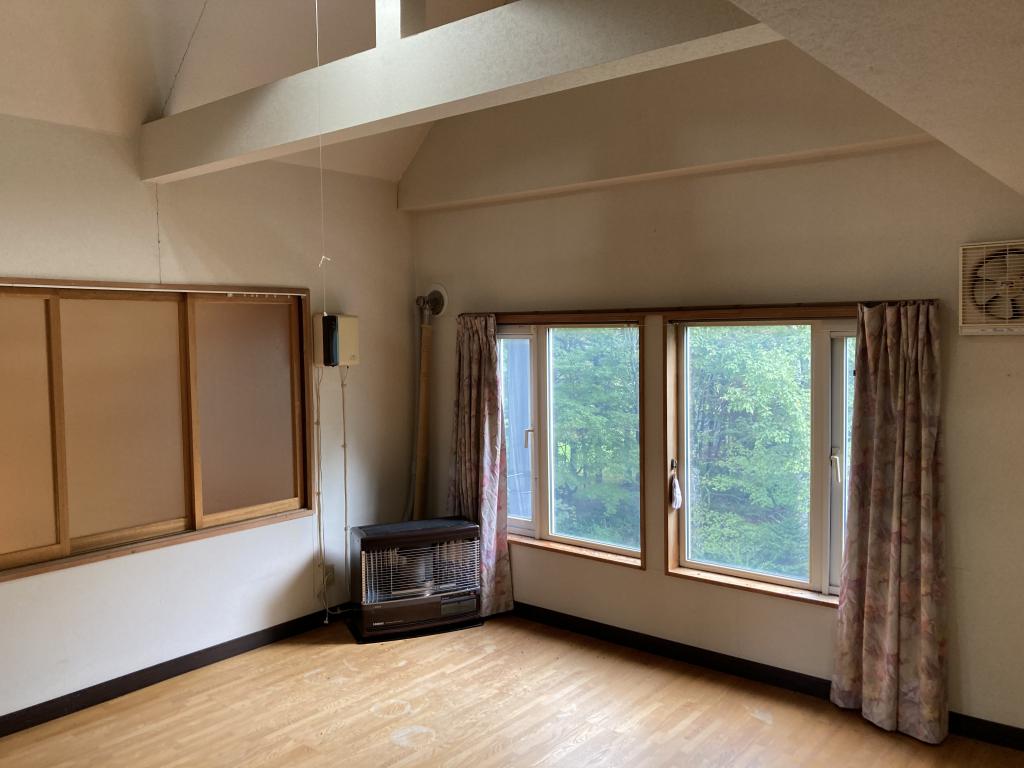 新得町字上佐幌西２線【お洒落なお家でスローライフ！】 内観