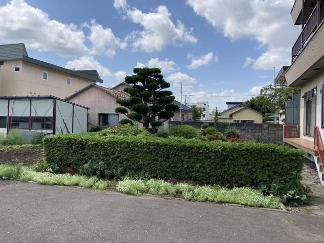 西１５条南１２丁目【約１４０坪の広々とした敷地！】 内観