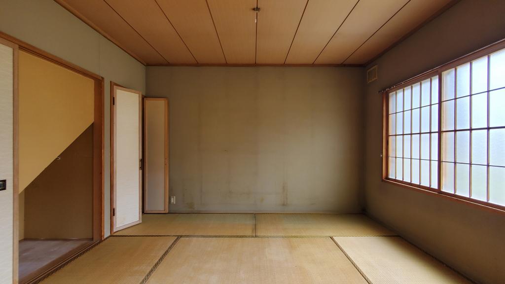 価格変更！　帯広市西24条南1丁目　売家　リフォーム、リノベ向け住宅 -   内観