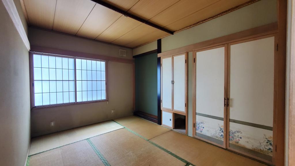 価格変更！　帯広市西24条南1丁目　売家　リフォーム、リノベ向け住宅 -   内観