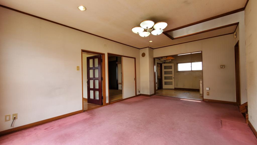 価格変更！　帯広市西24条南1丁目　売家　リフォーム、リノベ向け住宅 -   - 内観