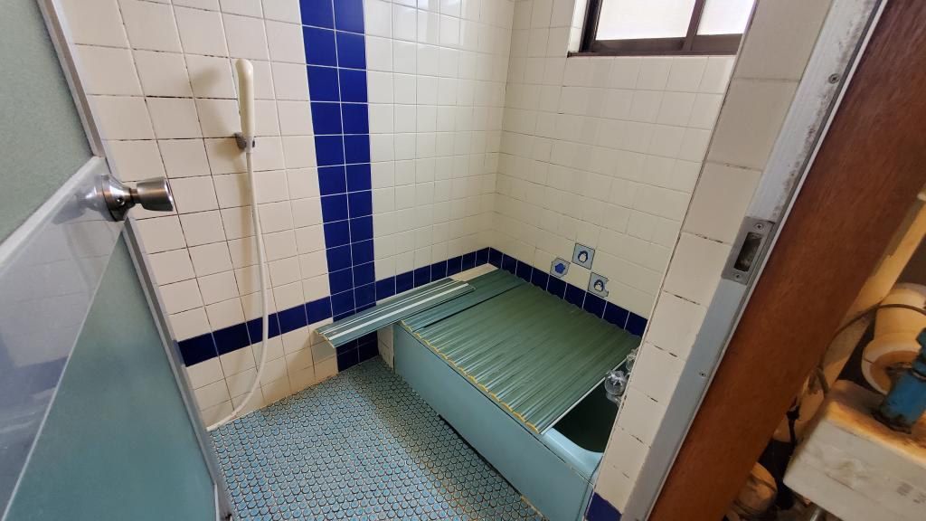 価格変更！　帯広市西24条南1丁目　売家　リフォーム、リノベ向け住宅 -   - 内観