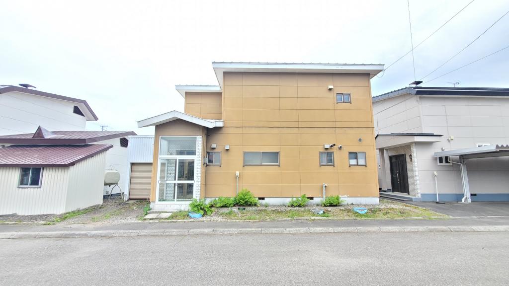 価格変更！　帯広市西24条南1丁目　売家　リフォーム、リノベ向け住宅 -   - 内観