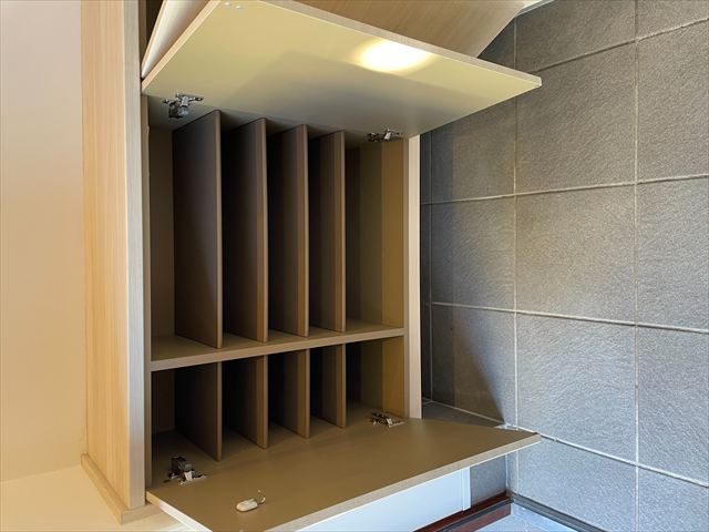 西18南34丁目中古住宅【太陽光パネル  超断熱で光熱費が安い!】一条工務店様施工 内観