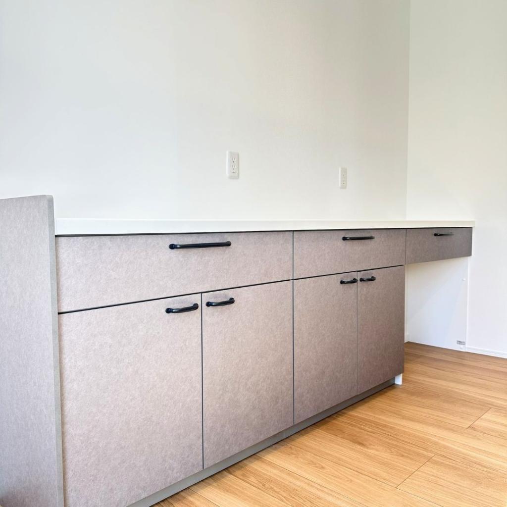 【FLATBASE】  南鈴蘭北２丁目　南東角地   内観