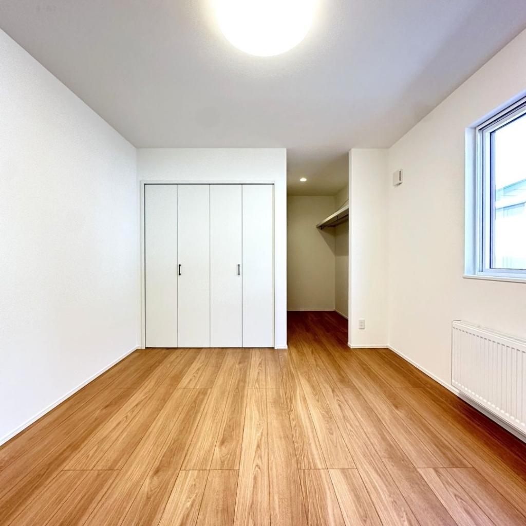 【FLATBASE】  南鈴蘭北２丁目　南東角地   内観