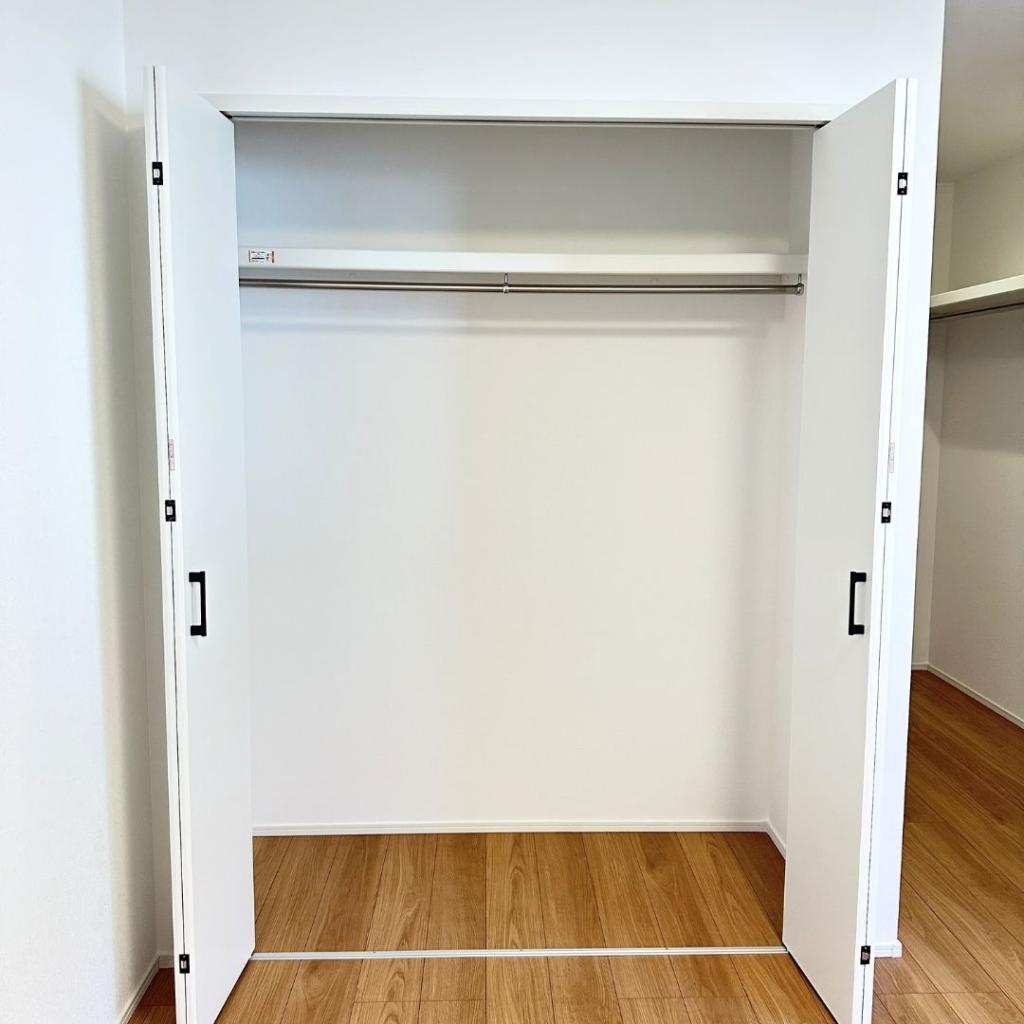 【FLATBASE】  南鈴蘭北２丁目　南東角地   内観