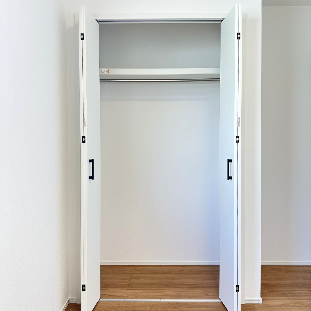 【FLATBASE】  南鈴蘭北２丁目　南東角地   内観