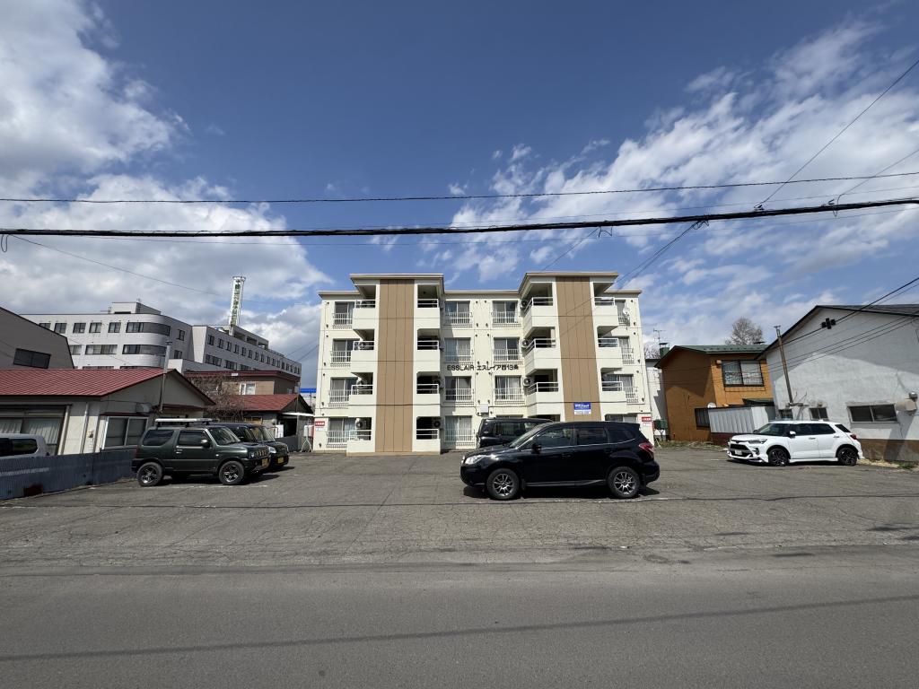 一棟収益マンション＿エスレイア西１３条 内観