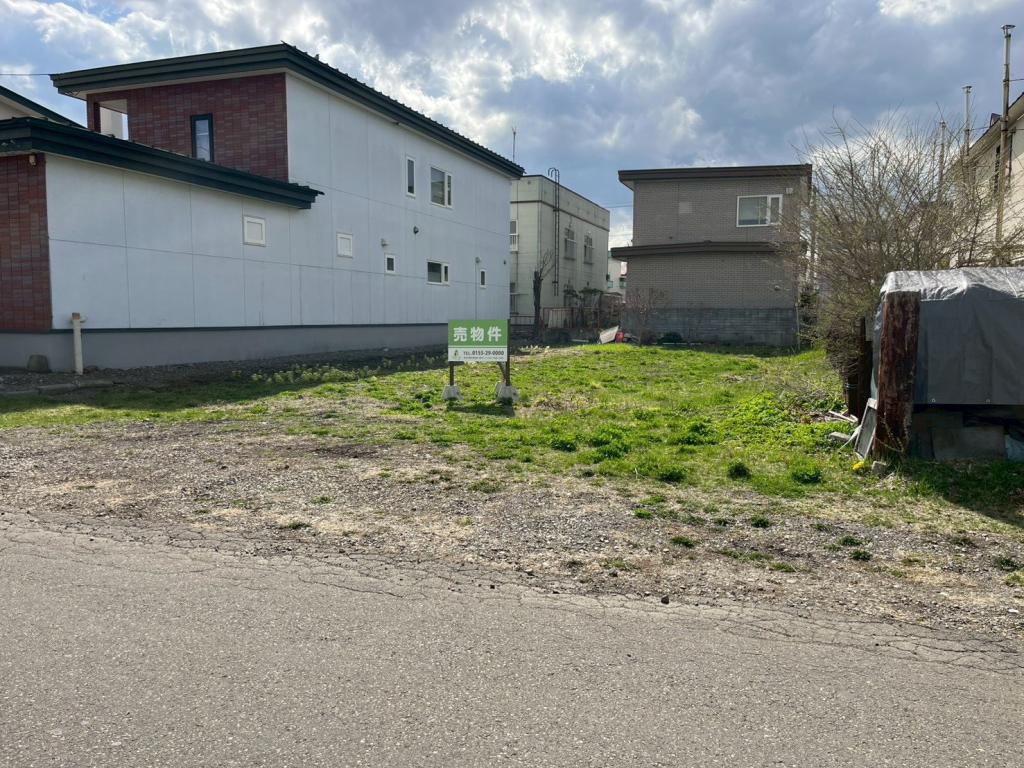 ★売土地★　帯広市東3条南22丁目　【約80坪　建築条件無し】 内観