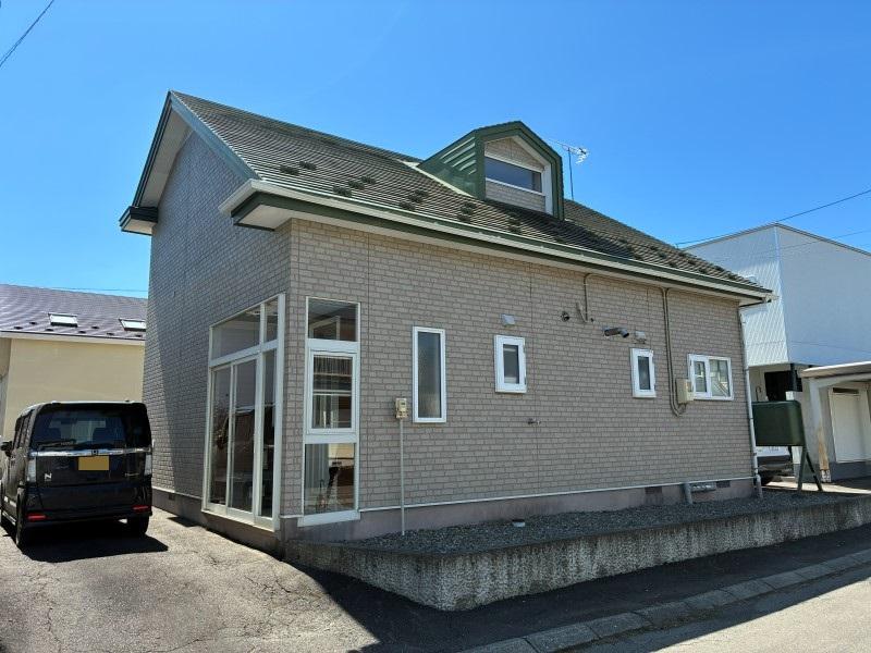 【全室南向き】西２２条南４丁目　中古住宅【小中学校まで徒歩9分】 内観