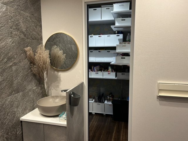 中札内村西１条南３丁目【こだわりが詰まった美邸です！】  内観