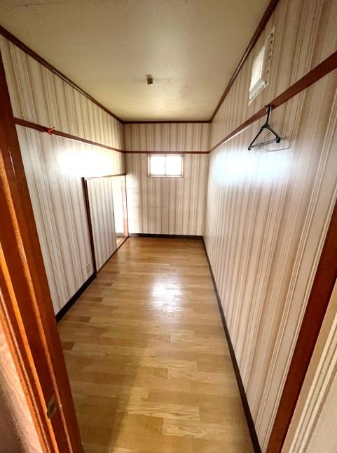 【中古住宅】西４条南２８丁目 内観