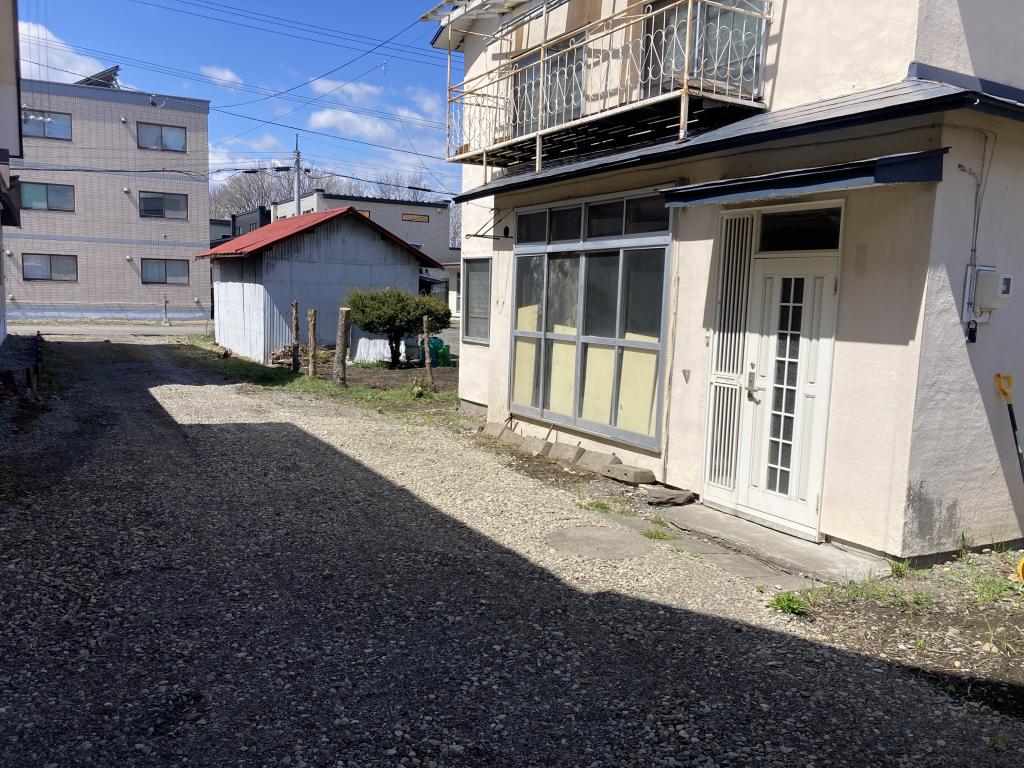 【売土地】約53坪　西16条南5丁目　古家付き 内観