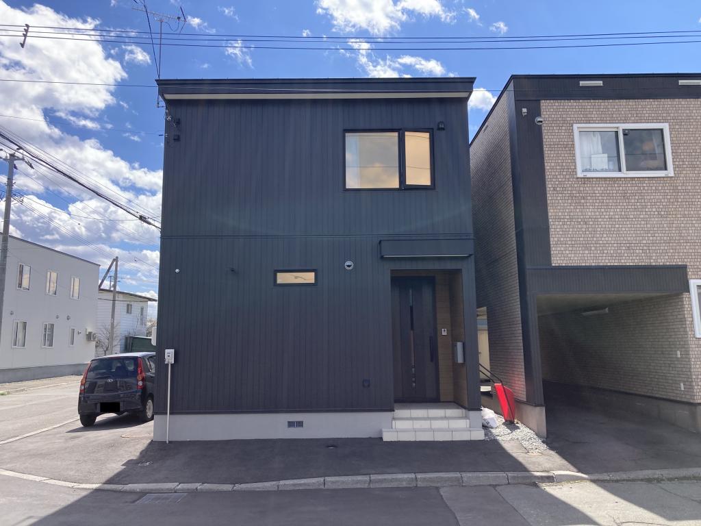 長期優良住宅　築浅　角地　4LDK中古住宅　東7条南23丁目 内観