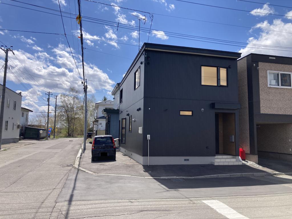 長期優良住宅　築浅　角地　4LDK中古住宅　東7条南23丁目 内観