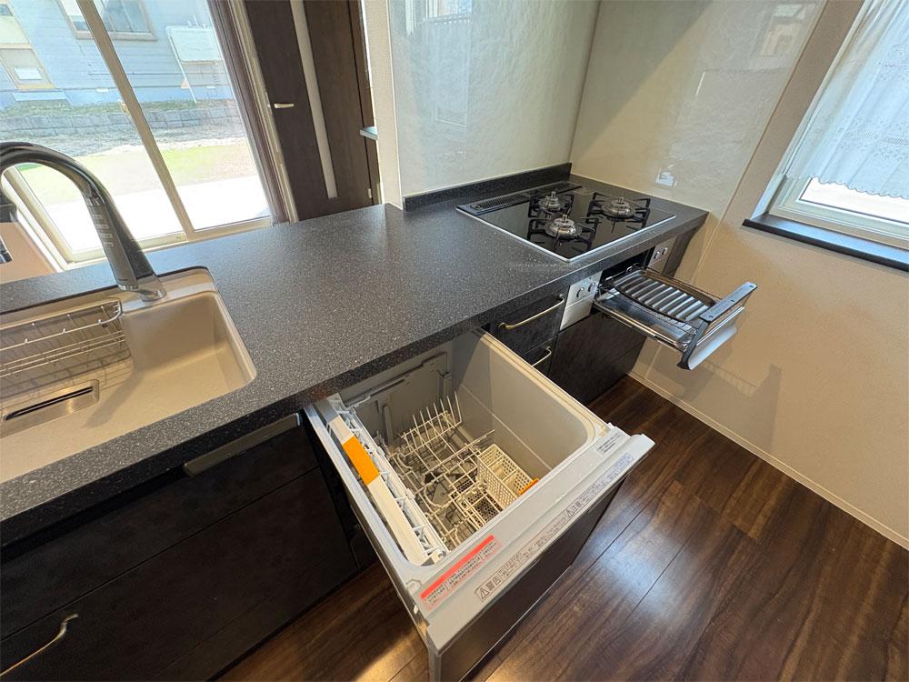 【築浅・美邸】4SLDK中古住宅　中札内村西1条南3丁目 内観