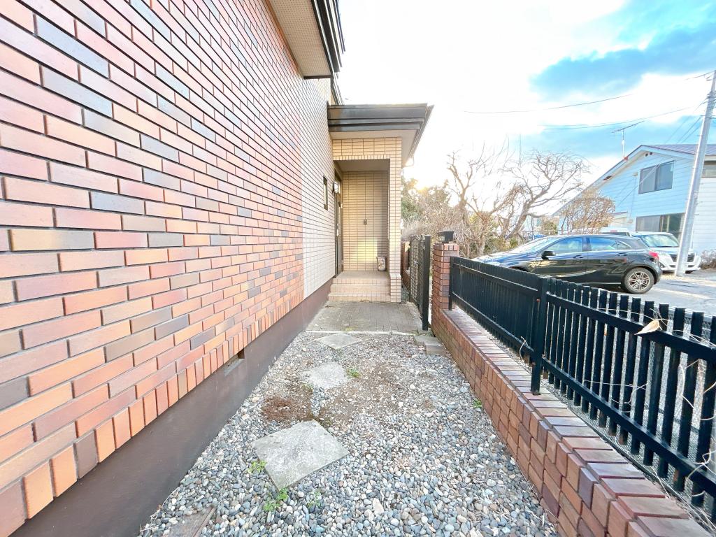 【2方向道路付】帯広市西13条南3丁目 内観