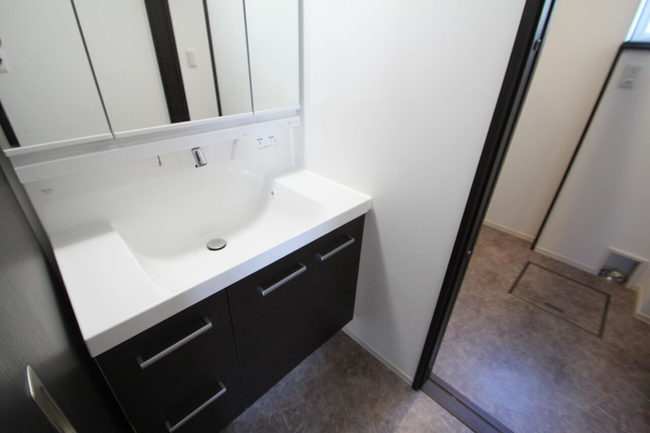 【写真追加】☆築浅☆中札内村西１条南３丁目　中古戸建 内観