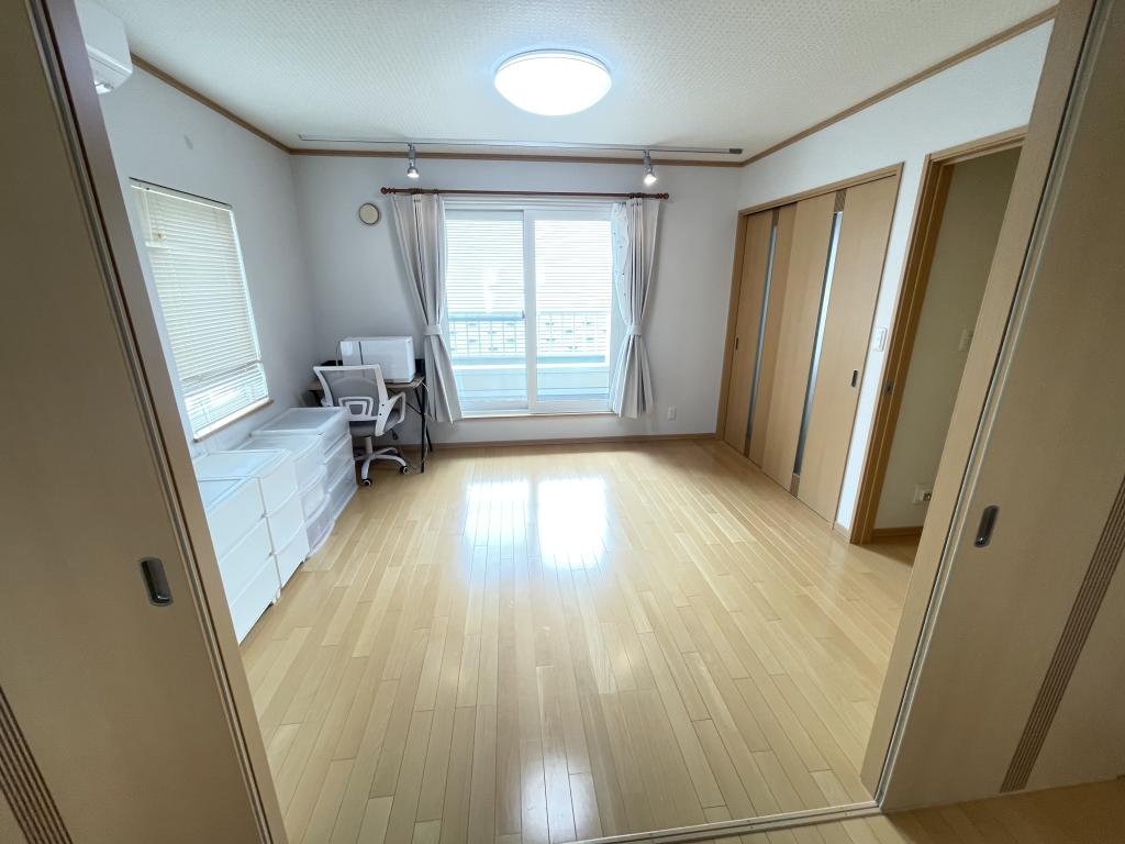 【中古】　西17条南39丁目 内観