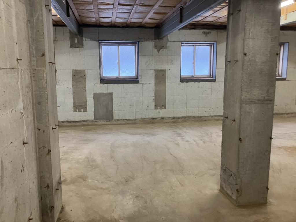 値下げ！店舗併用中古住宅　帯広市西9条南2丁目  内観