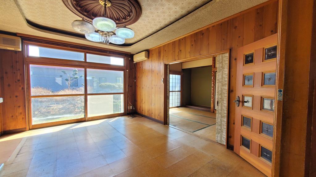 足寄町南7条4丁目81　売家　7LDK　 内観