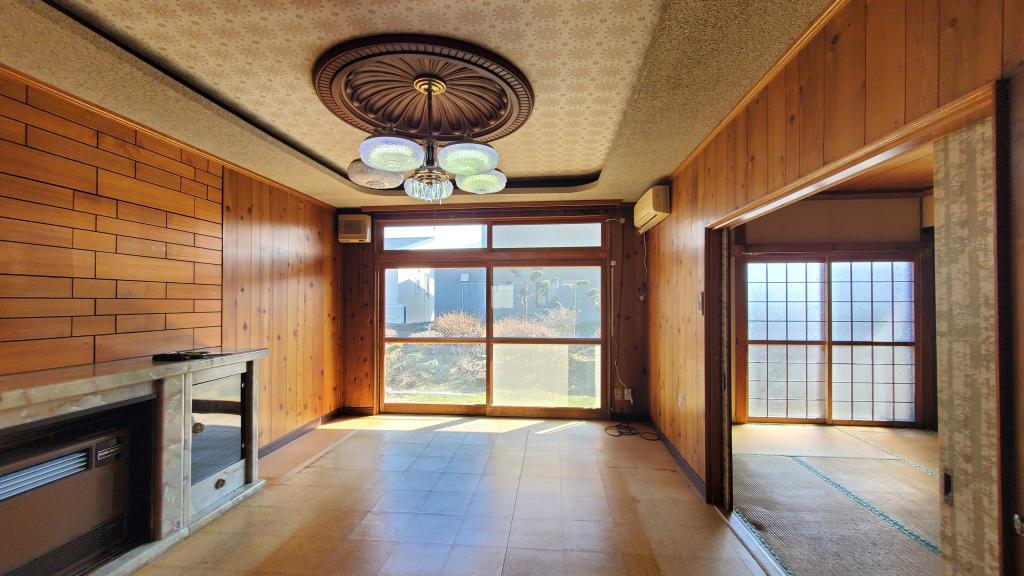 足寄町南7条4丁目81　売家　7LDK　 内観