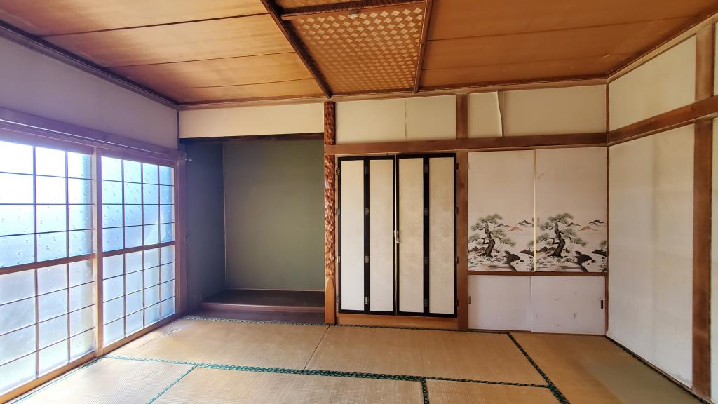 足寄町南7条4丁目81　売家　7LDK　 内観