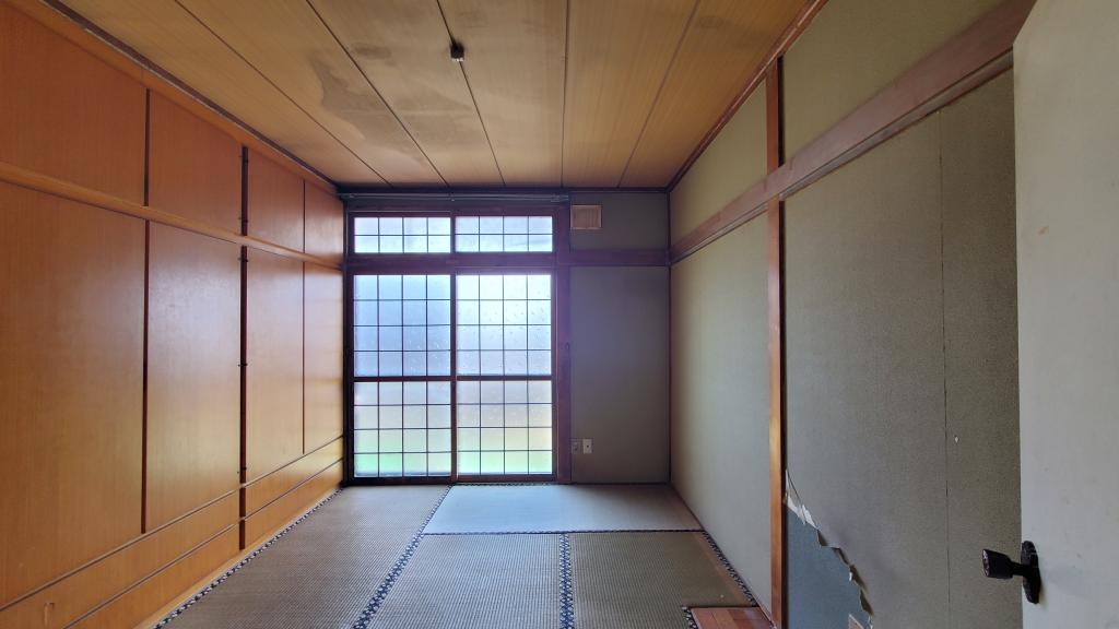 足寄町南7条4丁目81　売家　7LDK　 内観