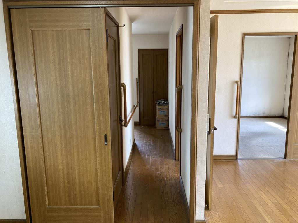 幕別町緑町　2LDK平屋　敷地88坪 ＋ 向かい側に物置付き79坪の土地 内観