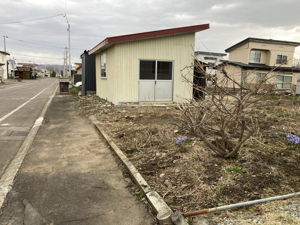 幕別町緑町　2LDK平屋　敷地88坪 ＋ 向かい側に物置付き79坪の土地 内観