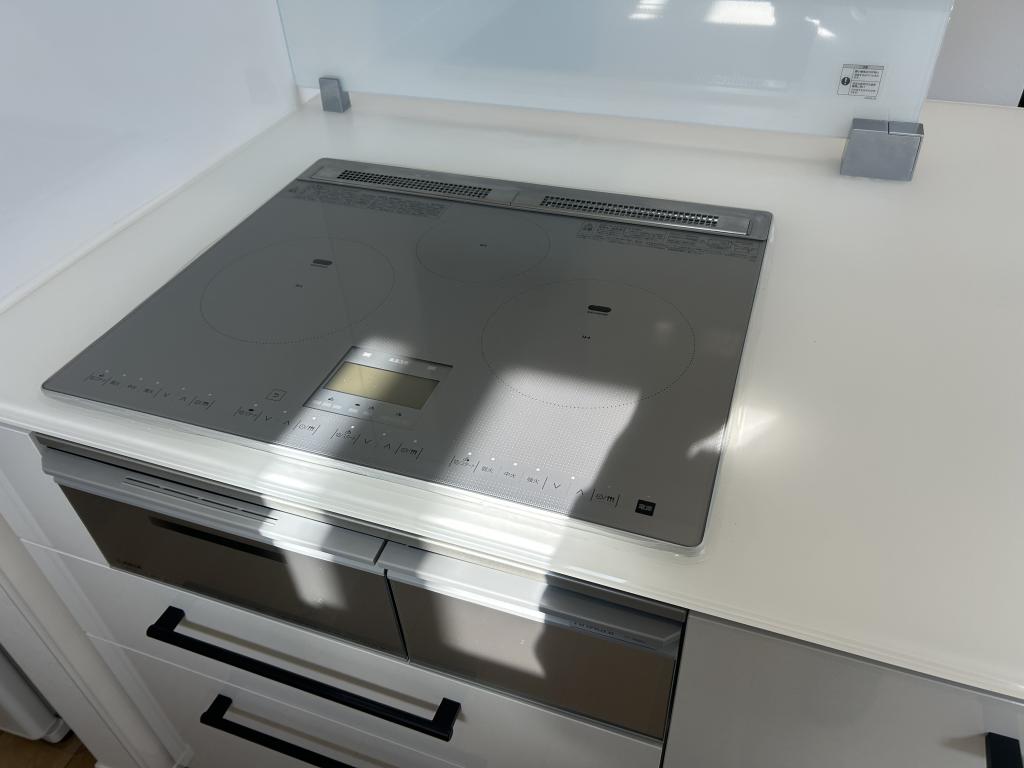 【中古物件】上川郡新得町屈足緑町2丁目8-1、8-3《価格要相談》 内観
