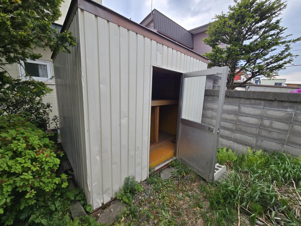 西18南4　店舗付き住宅 内観