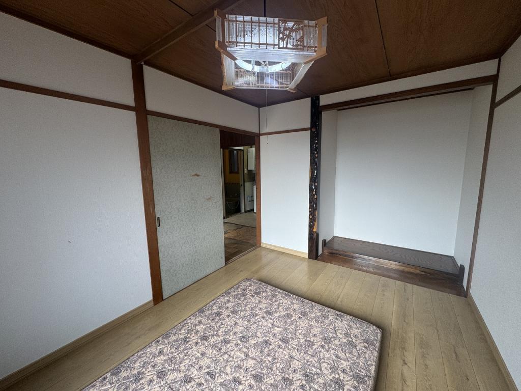 角地庭付き！帯広市大空町10丁目　中古戸建 内観