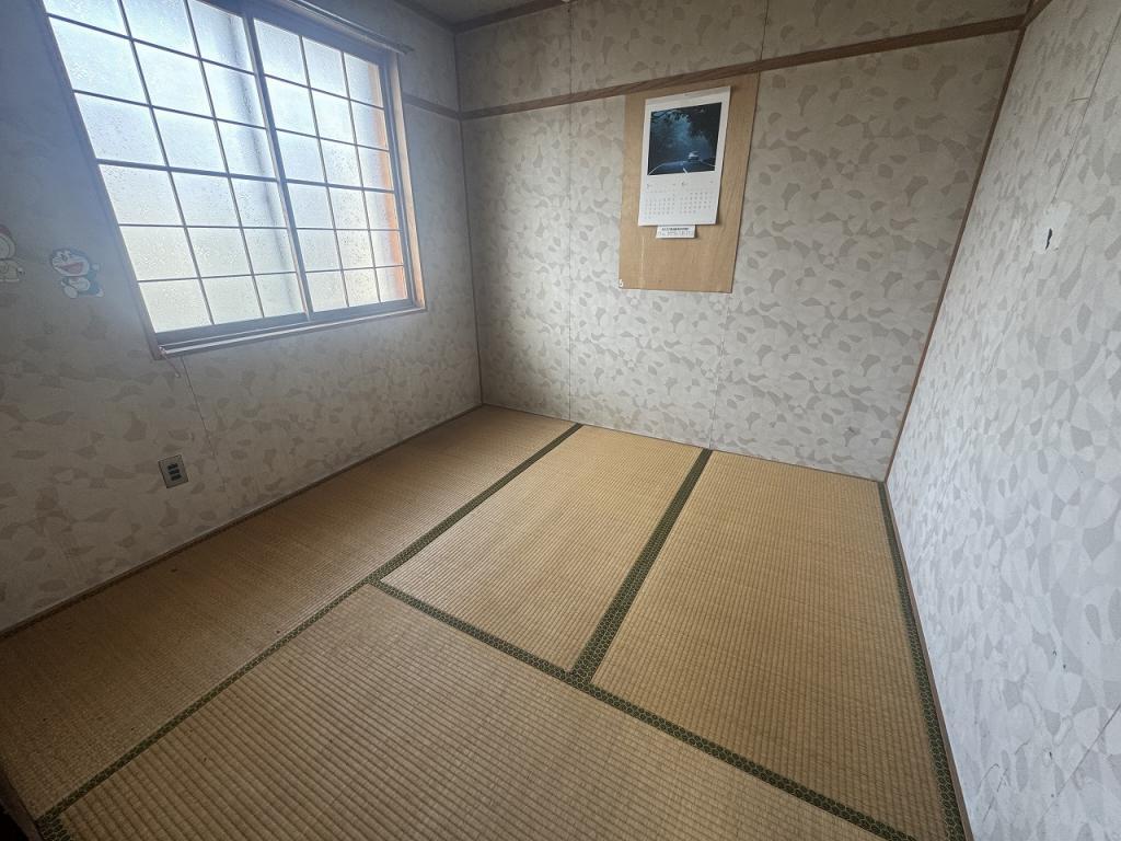 角地庭付き！帯広市大空町10丁目　中古戸建 内観