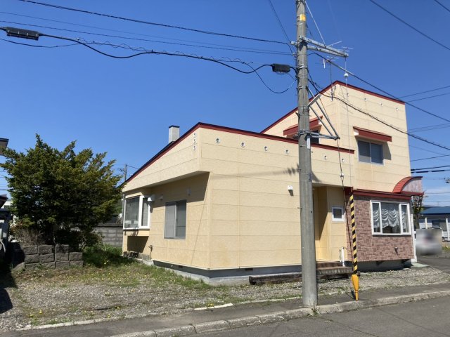 西１８条南４丁目【北東角地！店舗兼住宅(美容室跡)が登場★】 内観