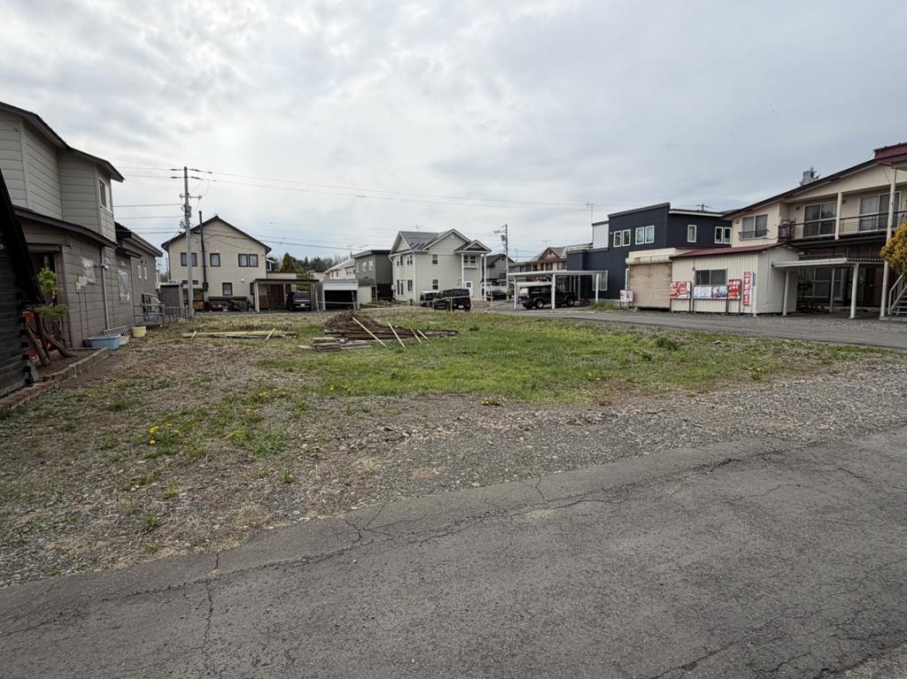 【西１６南４１】角地で叶うゆとりの暮らし 内観