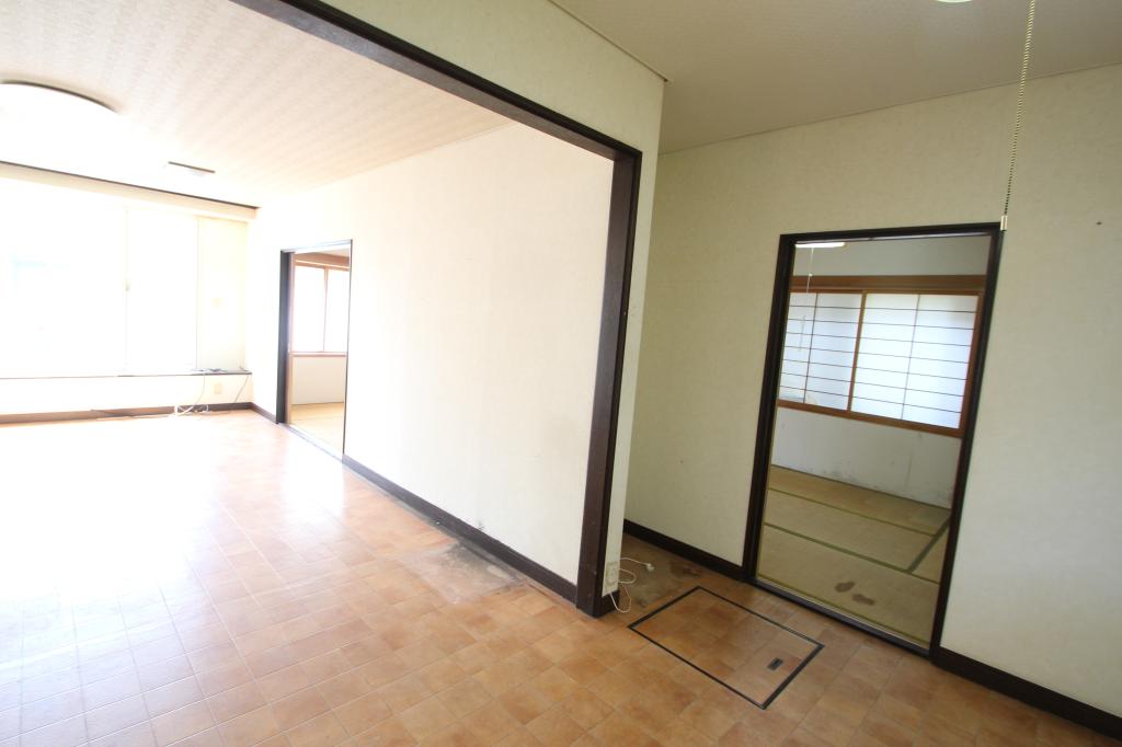 西２５条南３丁目　中古戸建 内観