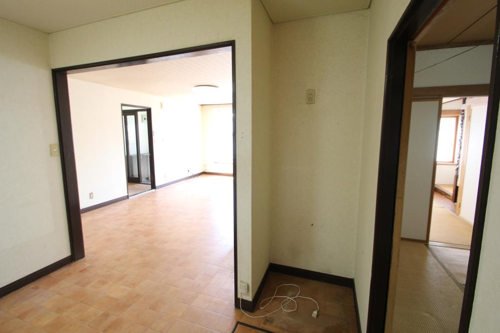 西２５条南３丁目　中古戸建 内観